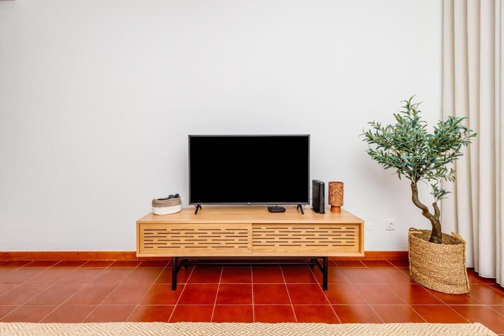 Апартаменты Caparica Luz II Lovely Apt Near Beach Кошта-да-Капарика Экстерьер фото